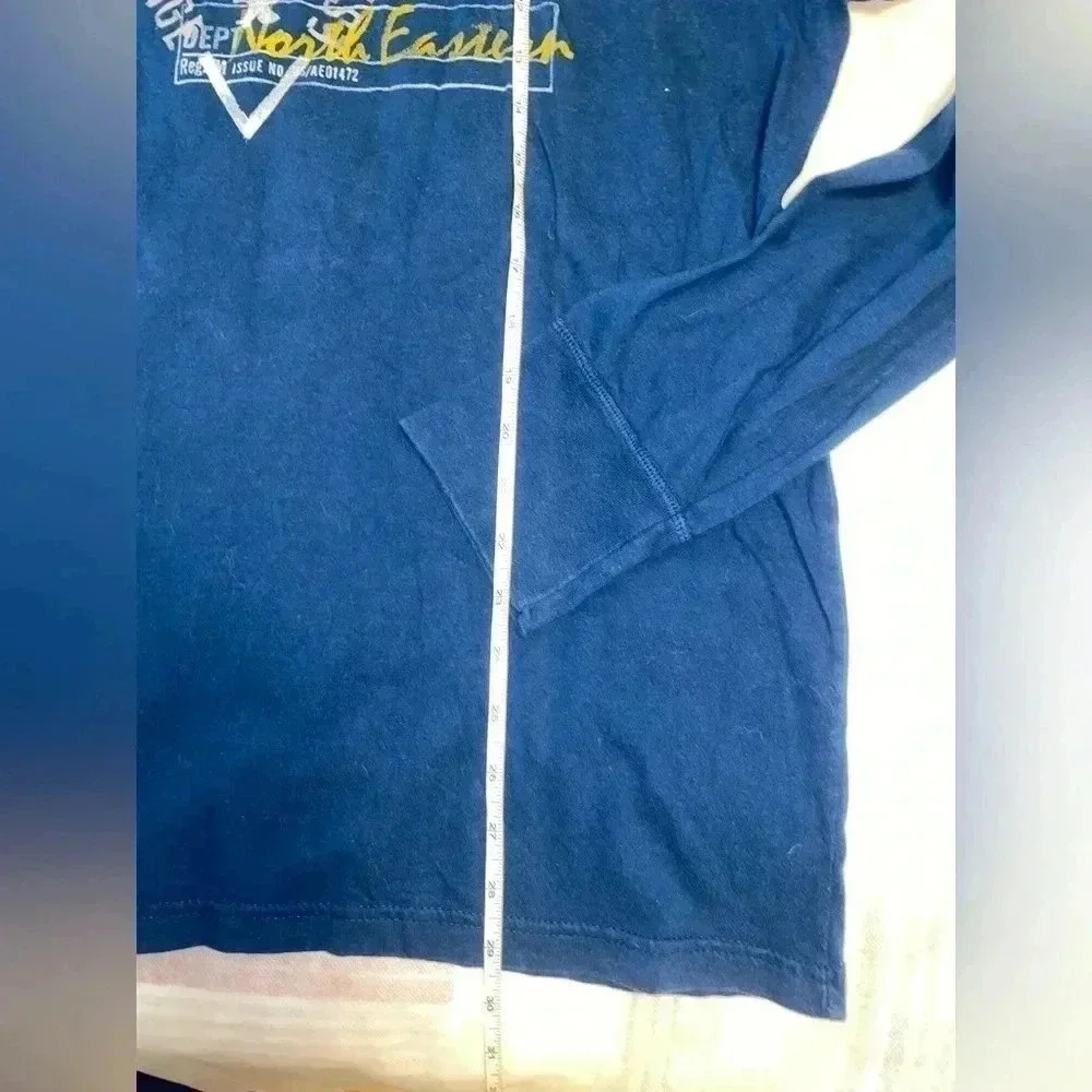 Almost vintage T-shirt.  American Eagle outfitters - Picture 6 of 6